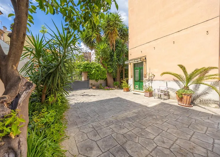 Casa Piazza Lodi * Rome